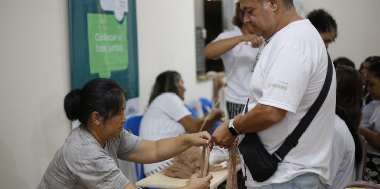 NO CURTUME - Formatura da oficina de tingimento em tecido