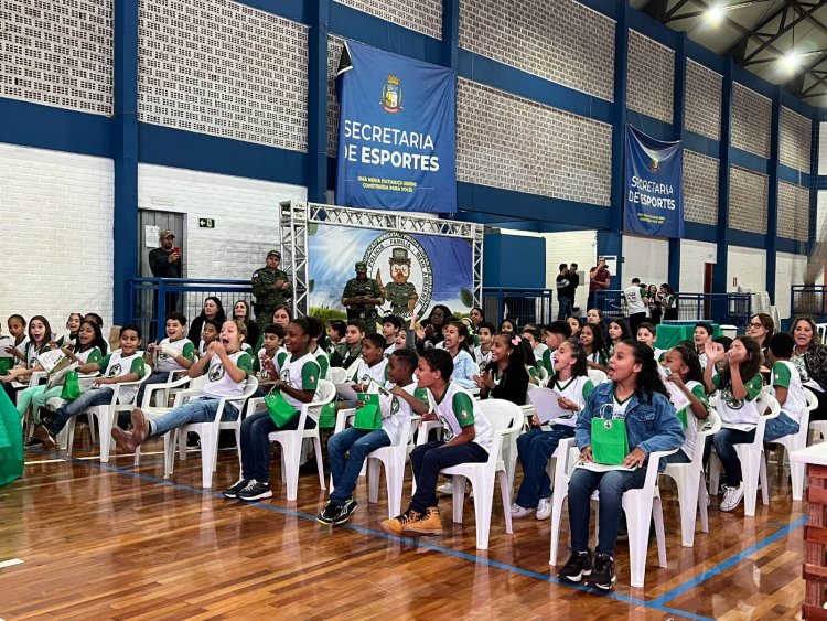 PROGEA - Alunos se formam em programa de educação ambiental