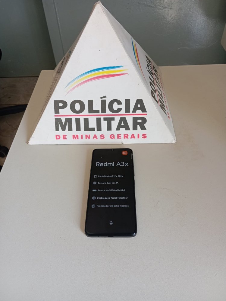 Celular é furtado em loja no Centro