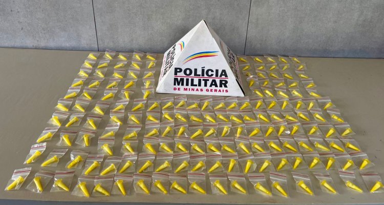 PM apreende quase 200 pinos de cocaína no São Francisco