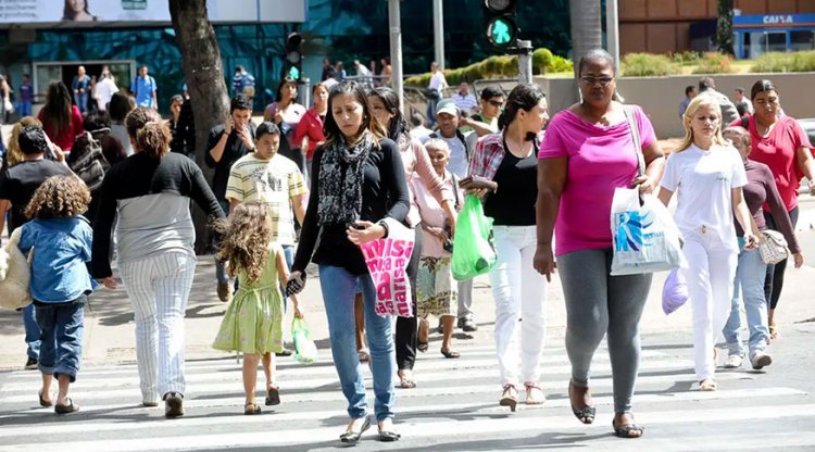 PROJEÇÕES DO IBGE - População mineira vai parar de crescer em 2039