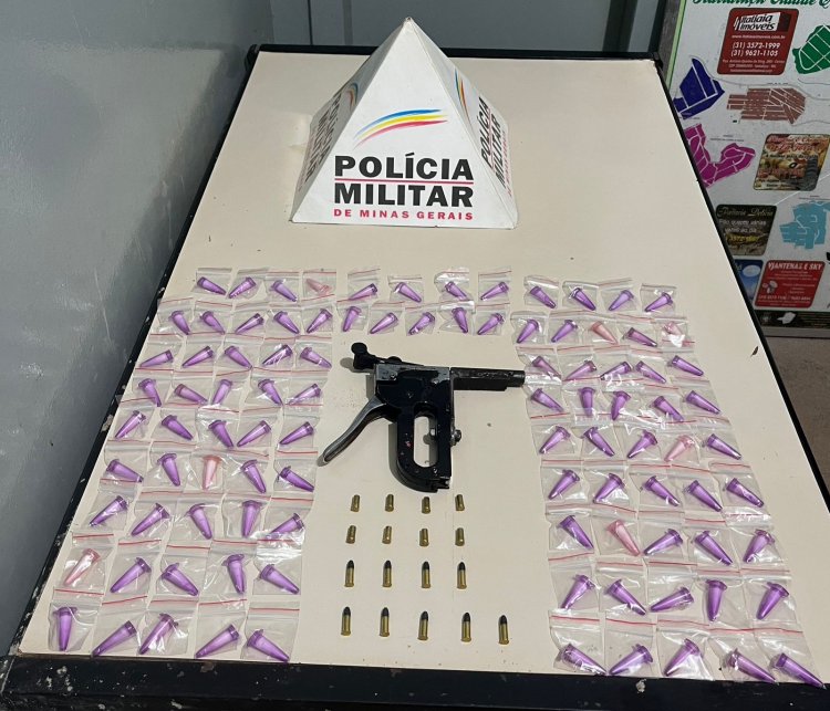 PM apreende drogas e arma