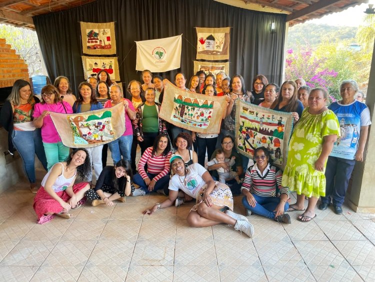 Mulheres Arpilleras se reúnem em Itatiaiuçu