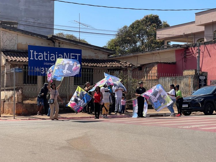 Campanha ELEITORAL - Mais um mês nas ruas