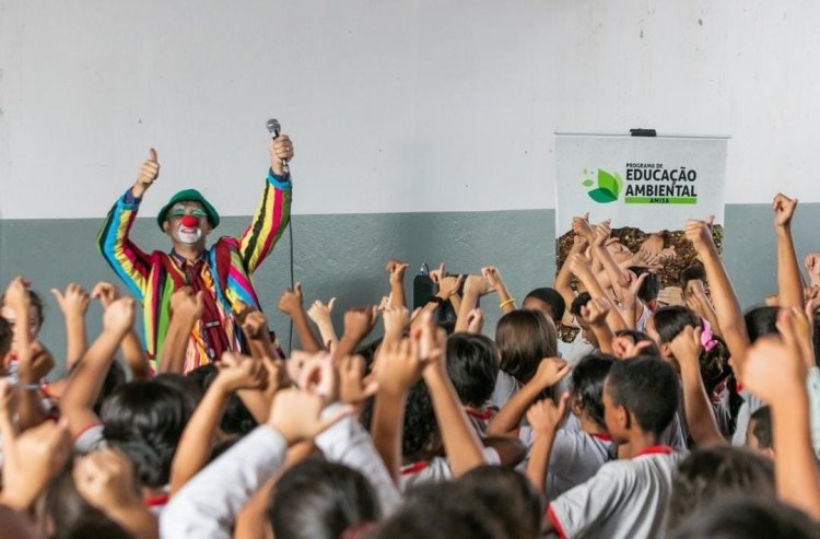 PARCERIAS QUE FUNCIONAM - Alunos da Serra Azul  discutem educação ambiental